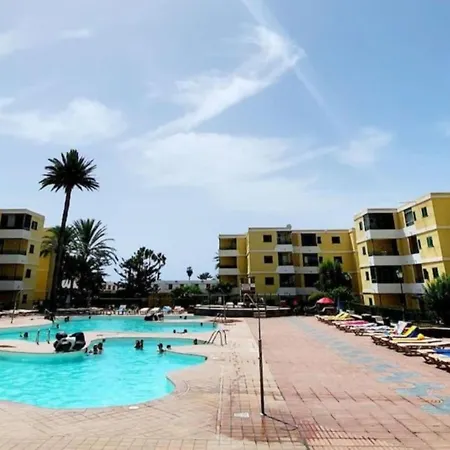 Life Only 5 Minutes Away And Heated Pool Appartamento Playa del Inglés